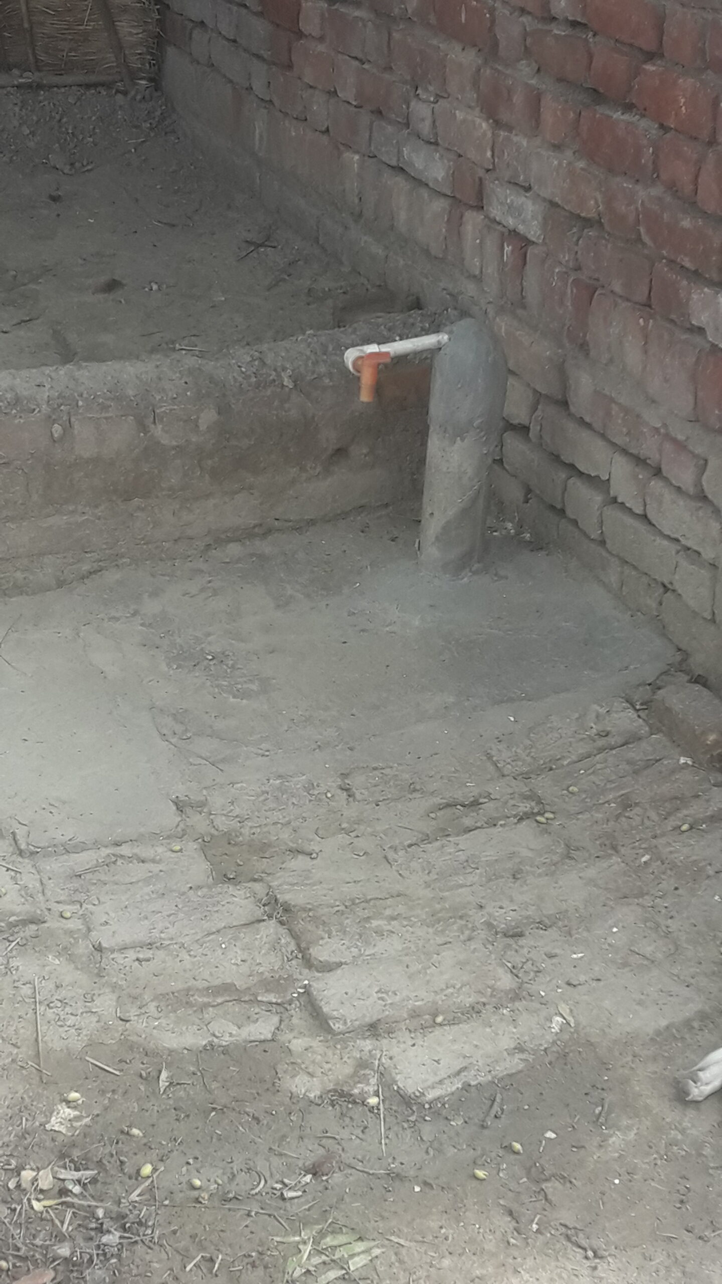 सुखा पड़ा वाटर पोस्ट