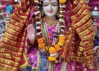 विश्व में सिद्ध पीठ मां चंद्रघंटा का प्राचीन मंदिर प्रयागराज राक्षसो का नरसंहार करने के लिए मां स्वयं हुई अवतरित |